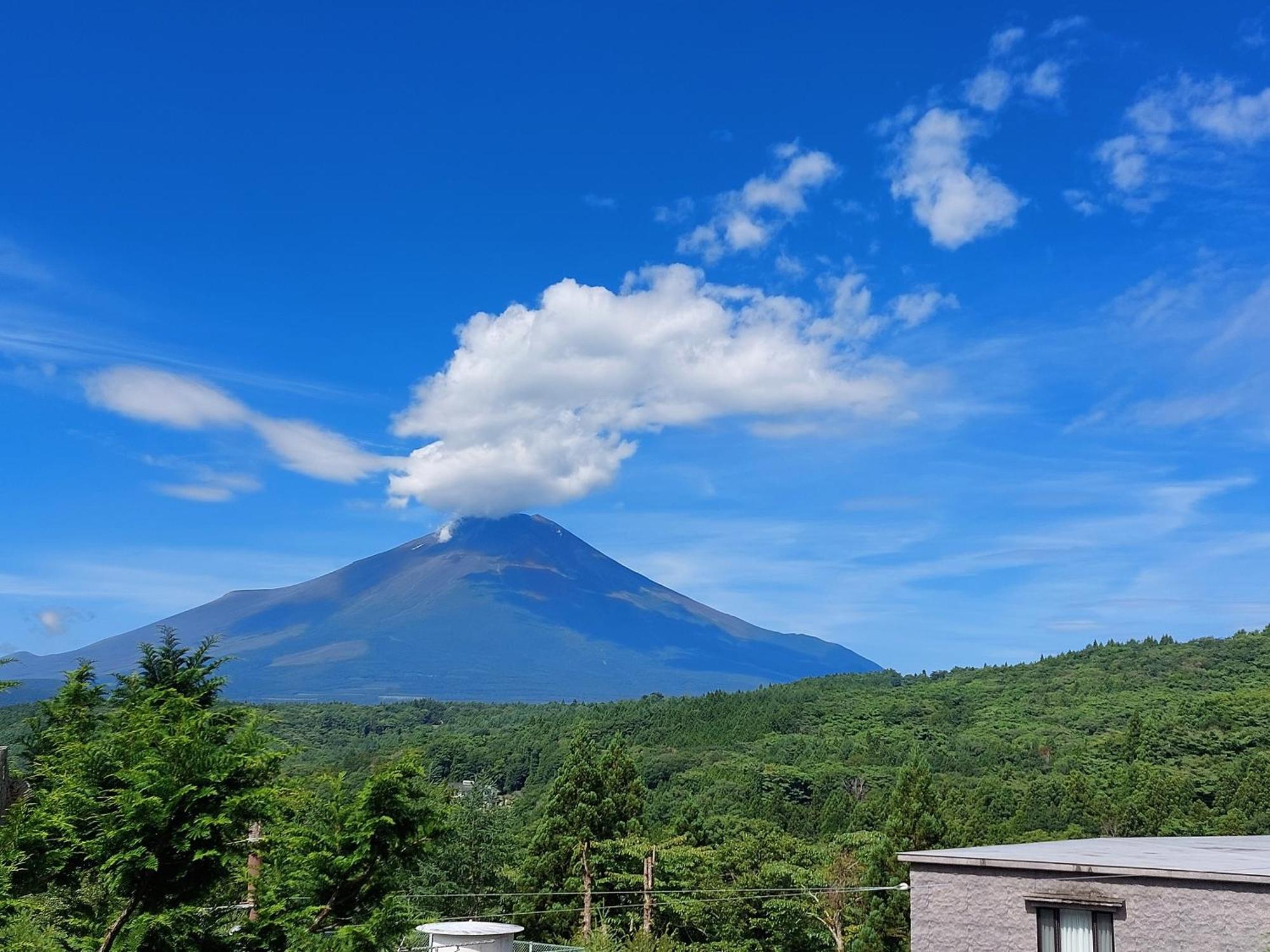 Rokumeikan Hills Yamanakako Exterior photo