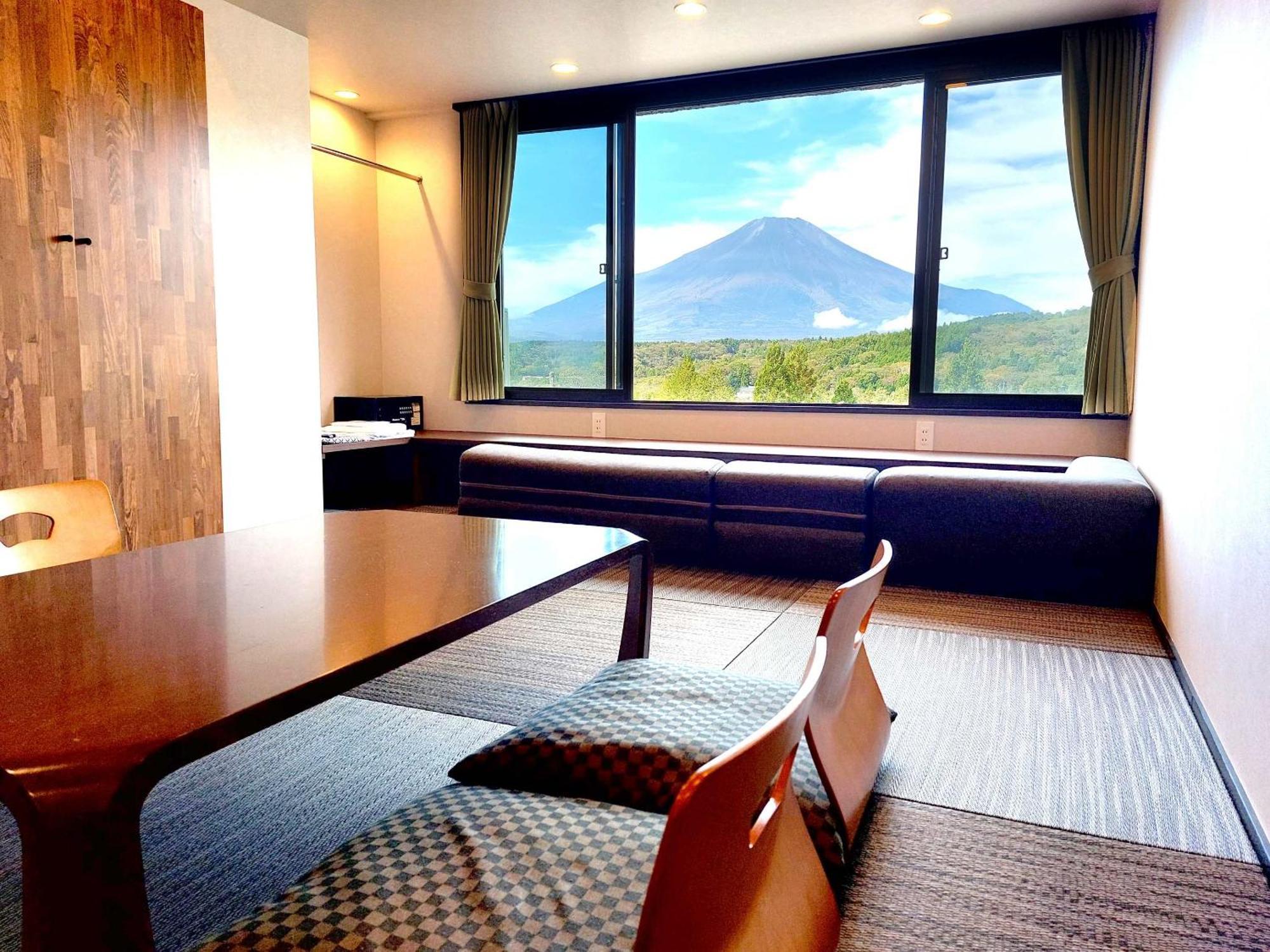 Rokumeikan Hills Yamanakako Exterior photo